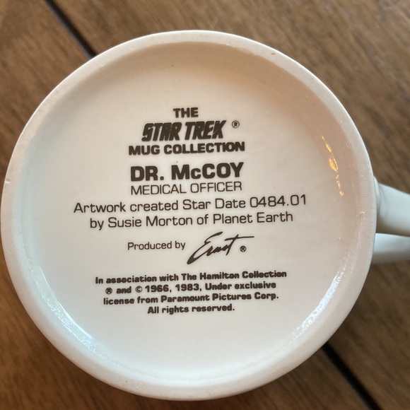 The Star Trek mug collection Dr. McCoy medical officer ~ coffee mug - Picture 9 of 9